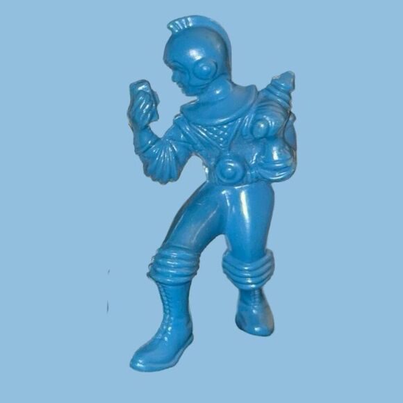 Vintage 1950s Archer - Ajax Hard Plastic Spacemen Blue Cream & Black Figures B4 - Picture 4 of 9